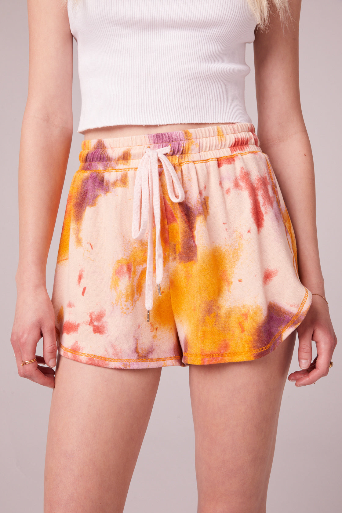 Prato Cream Tie Dye Shorts Detail