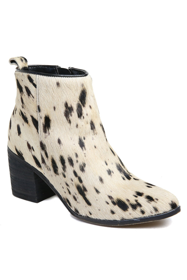 Rodeo Spotted Off-White Cowhair Boots Master